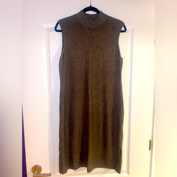 Mocha sweater dress - Picture 2 of 3